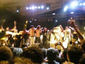 Flou, Salamandra y Villagrán Bolaños
