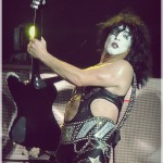 KISS_EN_PY_ROSS_NOIRCHE (99)