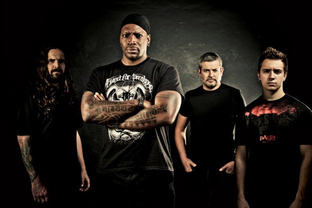 1362061116_sepultura_20121