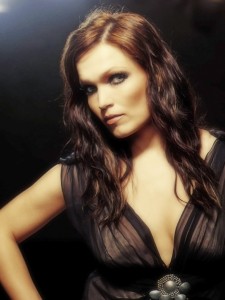 Tarja-nightwish-349330_851_1134-11-225x300