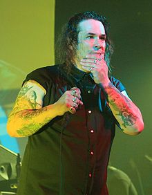 220px-steve_-zetro-_souza_on_stage_with_dublin_death_patrol
