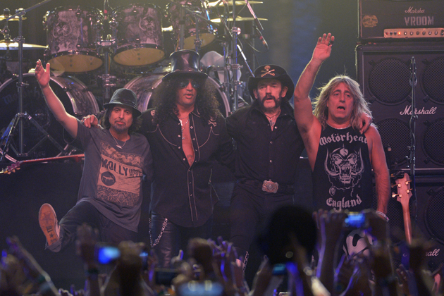 Slash junto a Motörhead.