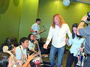 dave mustaine con cateura