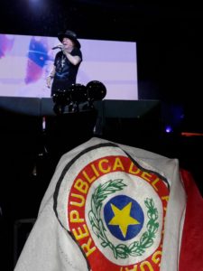 axl-bandera