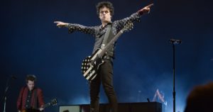 green-day-billie-joe-brings-fan-wheelchair-stage-d5895ff4-2c07-4c2e-9f8b-b9b93cf51471